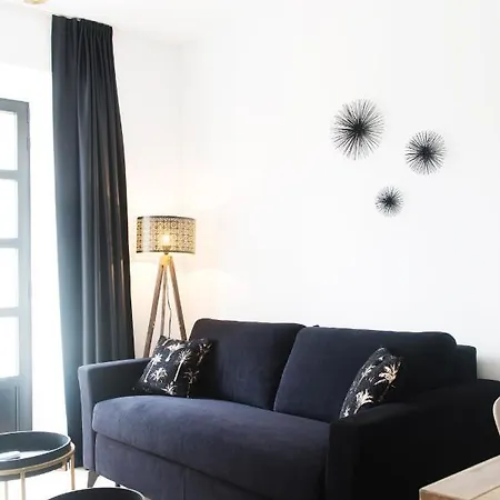 アパートホテル Santa Catalina ヒホン