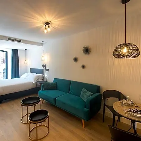 Hotel apartamentowy Santa Catalina Gijón