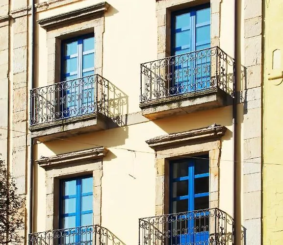 Aparthotel Santa Catalina 4*